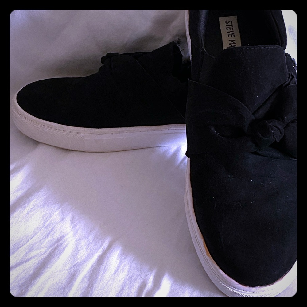 Steve Madden Slip-on Bow Accent Shoes